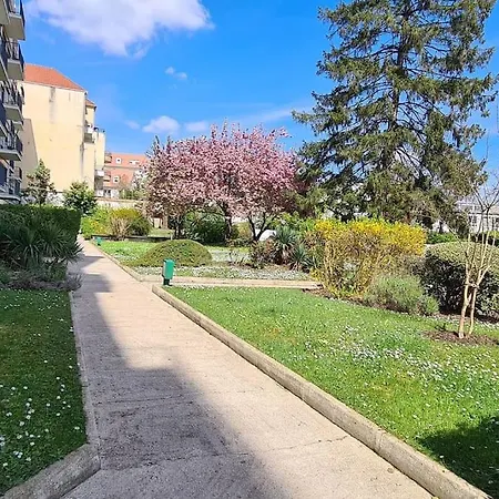Beau 2 Pieces - Paris - Le Roi With Parking דירה *